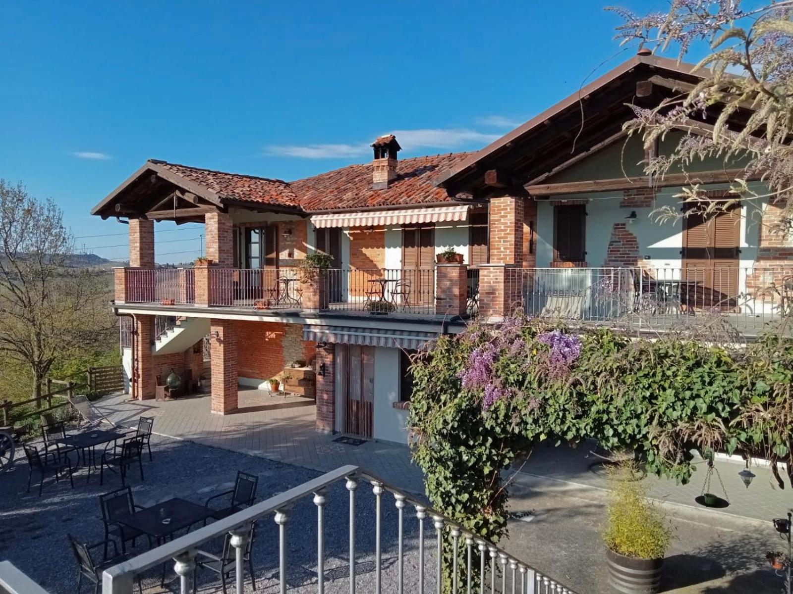 Agriturismo Bric Di Gai Monforte dʼAlba Dış mekan fotoğraf